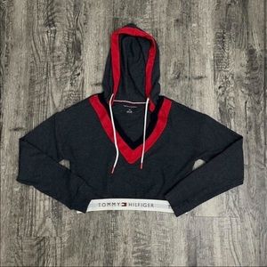 Cropped hoodie